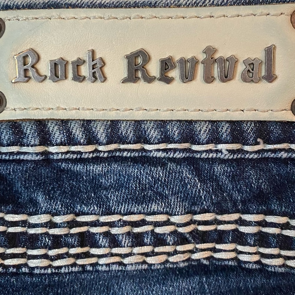 Rock Revival Becky Easy Capris sz 27